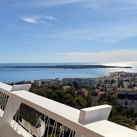 Panoramic Sea View Renovated 3 Bedrooms - Swimming Pool