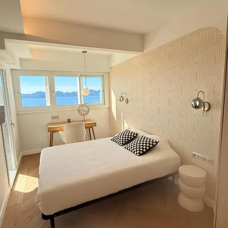 Panoramic Sea View Renovated 3 Bedrooms - Swimming Pool Apartment